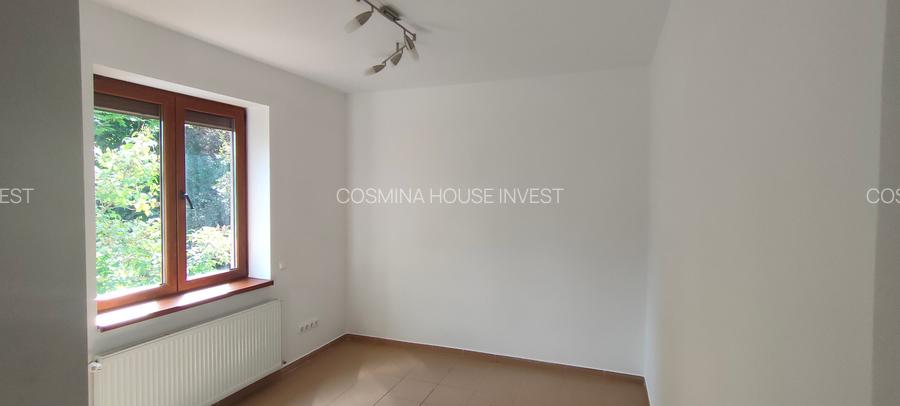 Centru,se vinde apartament decomanadat cu doua camere, pret55000euro - 5