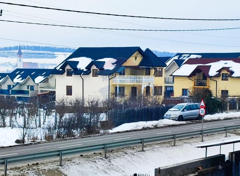 Casă vilă de vânzare în Cristian, Sibiu