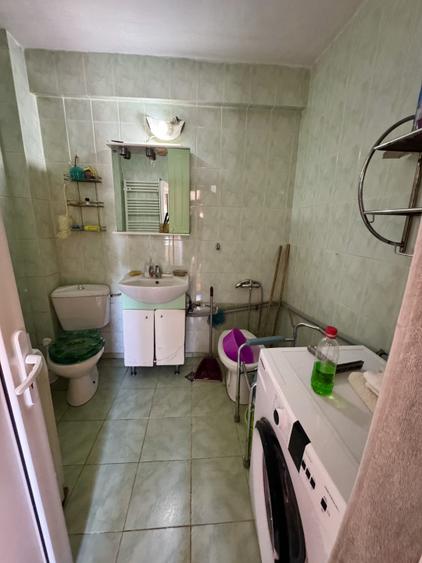 Apartament 2 camere, 47 mp, zona Craiovita Noua