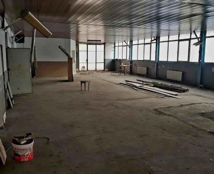 Teren 1213 mp si 2 Hale-poziție Strategică-Șoseaua Sălaj