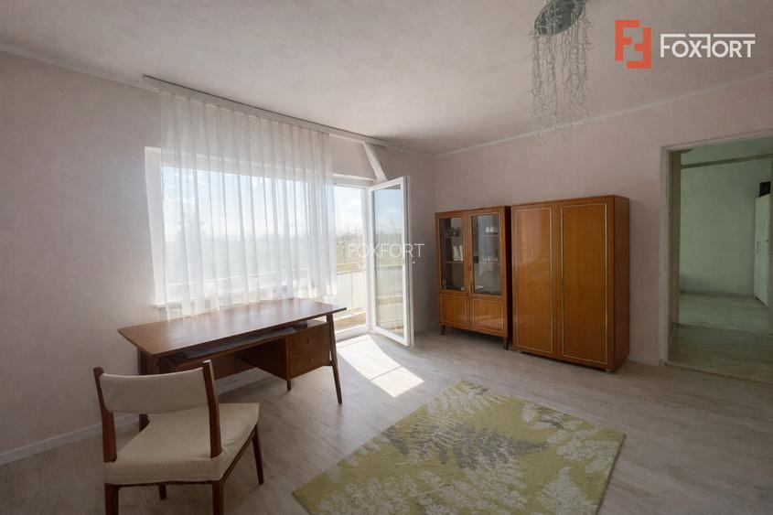 Apartament 3 camere, Micalaca, etaj 2 cu vedere spre malul Muresului  - 2
