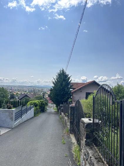 Parcelă de 8,86 ari – zonă Valea Rosie