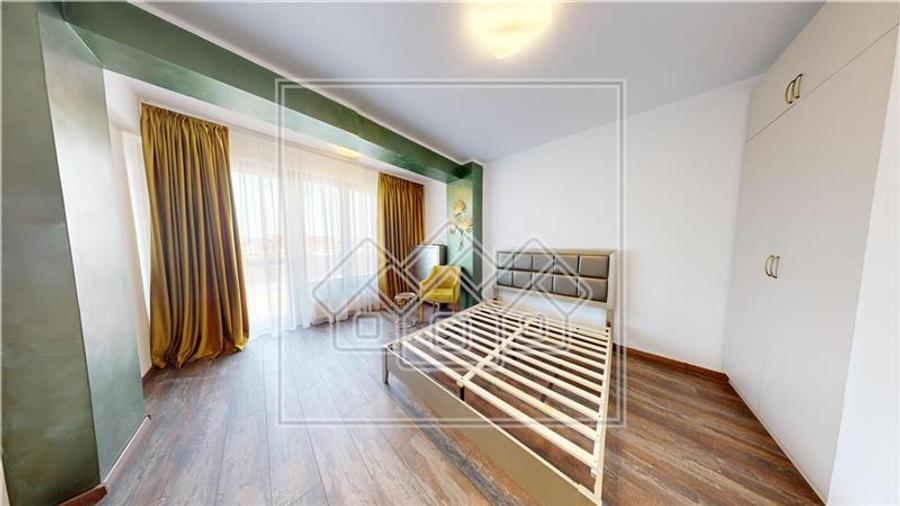 Penthouse superb in Strand, imobil premium - terase 320 mp