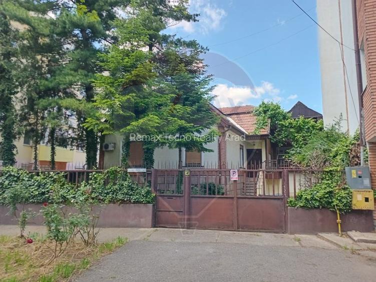 Vila  deosebita de vânzare în zona Ultracentral (EROUL NECUNOSCUT!!) - 7