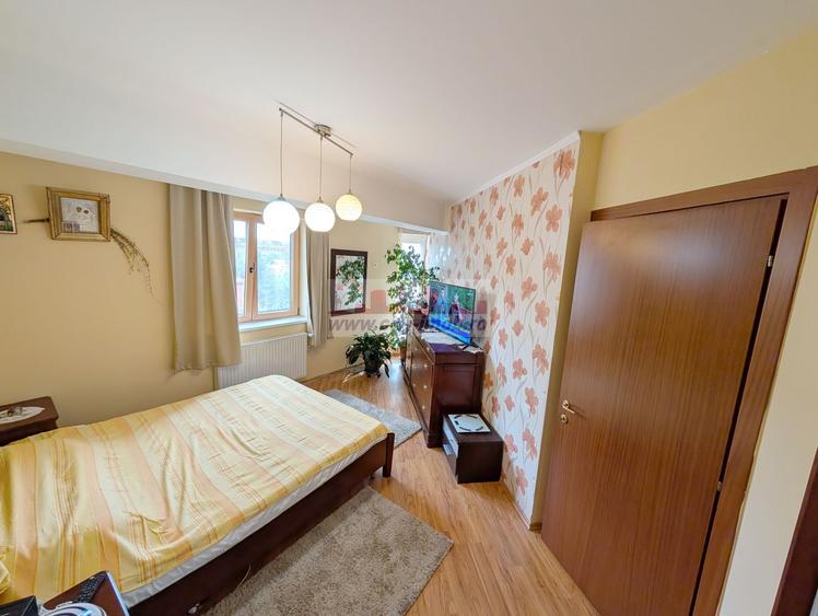 Vanzare apartament 3 Camere Straulesti