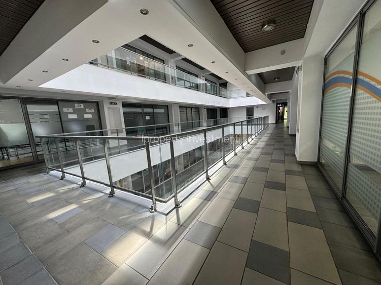 Spatiu Birouri  de 63 de mp zona Decebal cu centrala proprie - 3