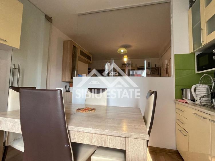Apartament de vanzare cu 2 camere, loc de parcare, in Sibiu