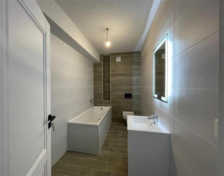 Tva inclus, apartament 2 camere, mutare imediata, Strada Soarelui