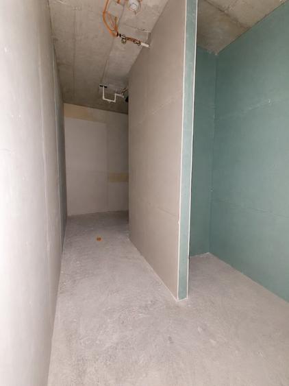 𝐒𝐩𝐚𝐭𝐢𝐮 comercial – 𝐒𝐭𝐫𝐚𝐮𝐥𝐞𝐬𝐭𝐢