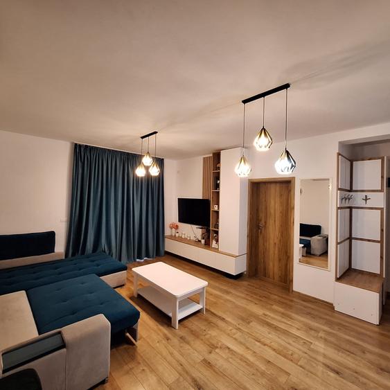 Apartament 2 camere cu curte, decomandat, 56mp, mobilat utilat -Giroc