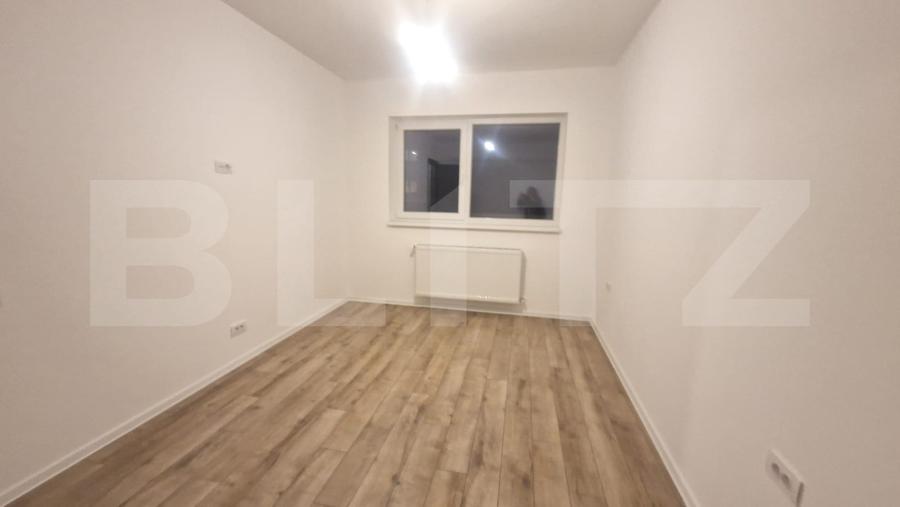 Garsoniera cu terasa de inchiriat, 43 mp, zona Tractoru