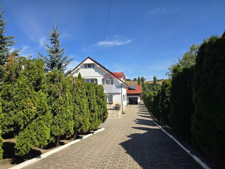 Vâlcele - Casă cu 6 dormitoare | Teren 4.431 mp | Fotovoltaice