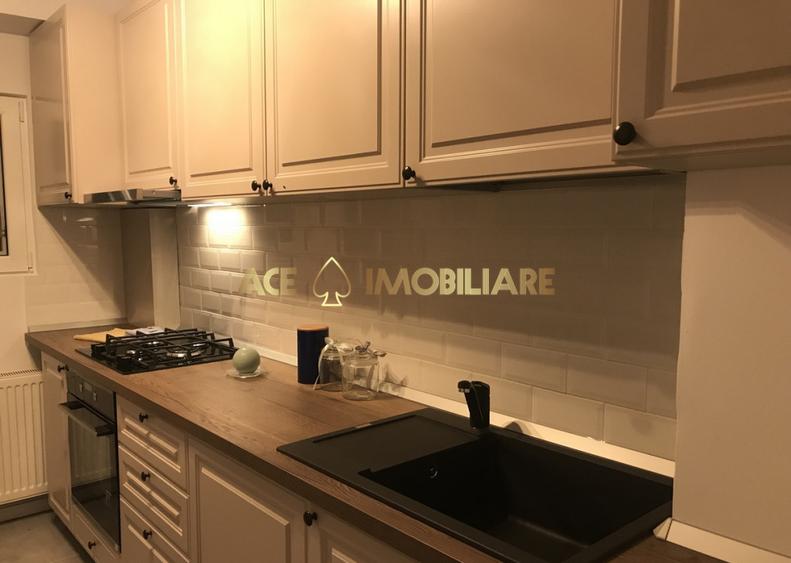 2 Camere de inchiriat | Unirii | Metrou | 64 mp
