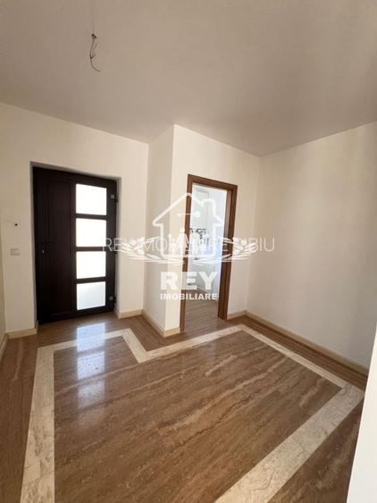Casa individuală 3 dormitoare mobilată-utilală zona LIDL | C.Cisnădiei - 14