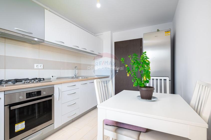Apartament cu 2 camere la Urban Coresi, două balcoane, parcare + boxă - 16