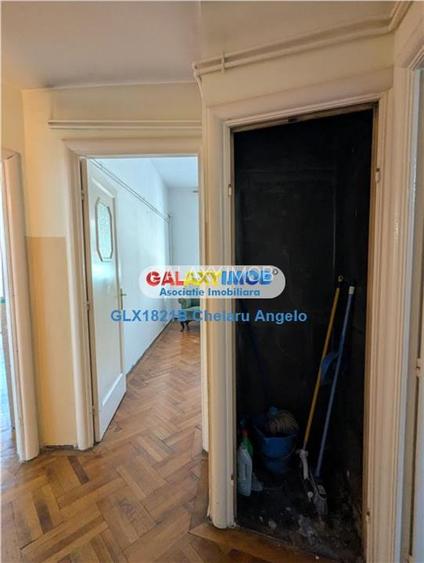 Unirii apartament 7 camere,suprafata utila 198 mp,stare bună