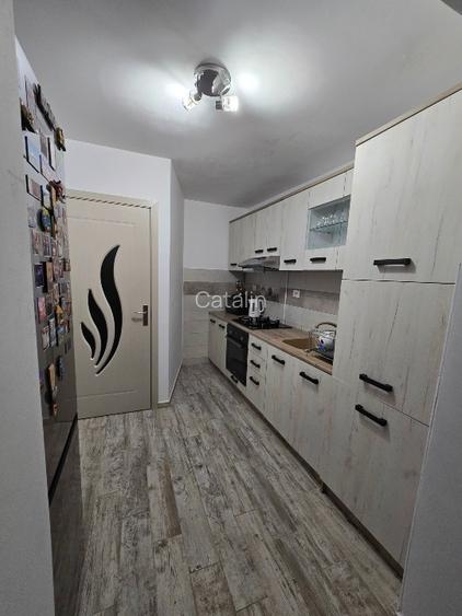 Se vinde apartament  3 camere  Pasca zona Vale - 8