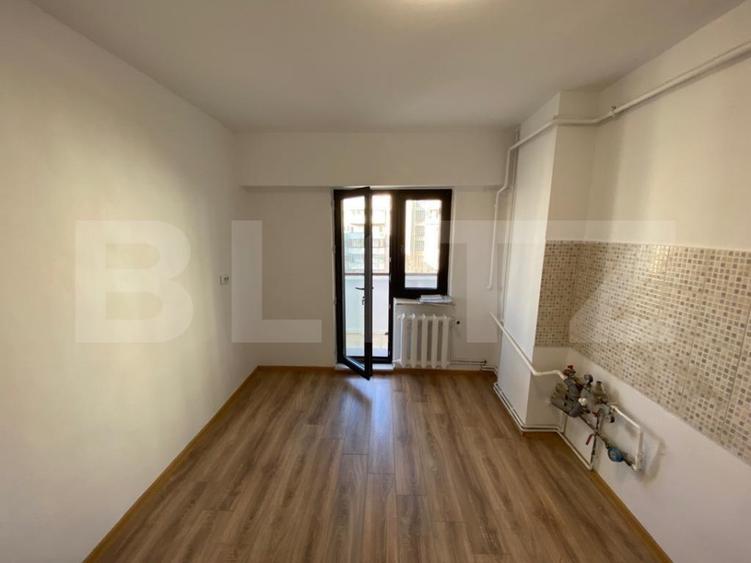Apartament 3 camere, 80 mp, pretabil spatiu birouri, zona Ultracentrala