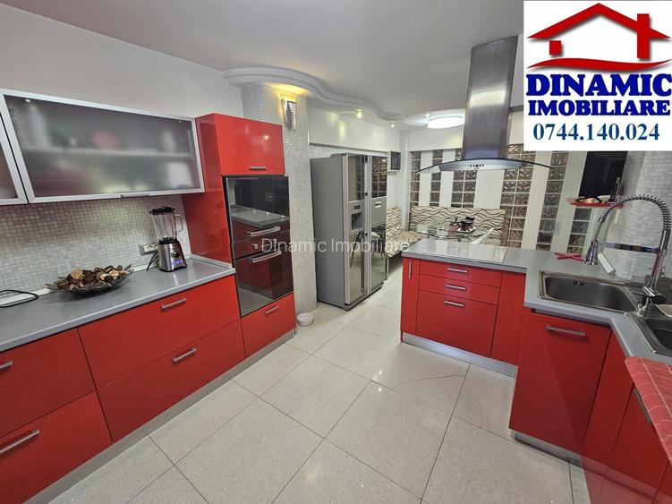 Apartament de Lux cu Vedere Panoramica Ultracentral, Piatra-Neamt, Euroconfort,