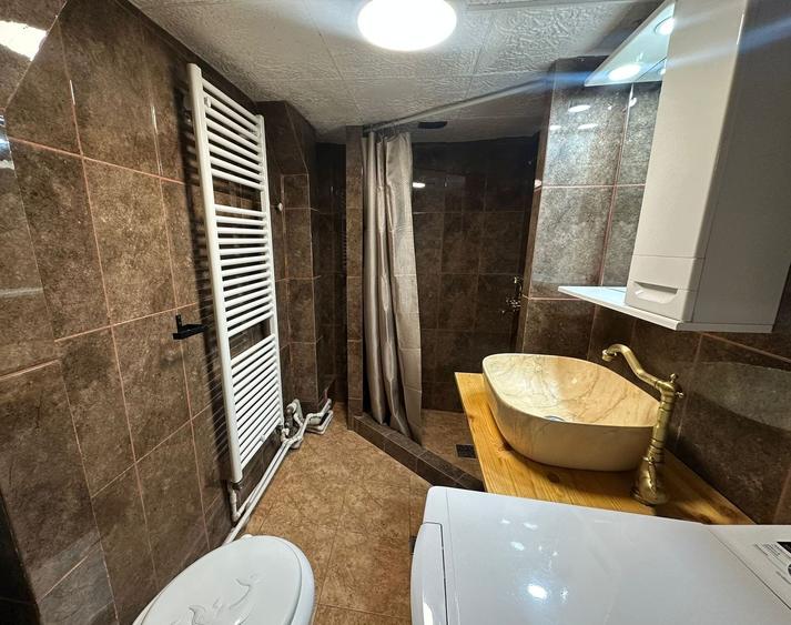 Studio | Zona Armeneasca - Mosilor
