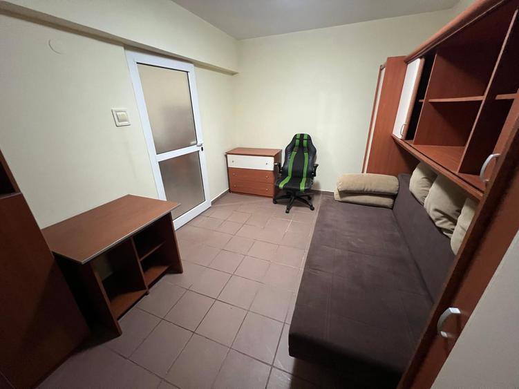 Apartament 2 camere, etaj 3/3, 48 mp utili, zona Gara – Strada Bârsei