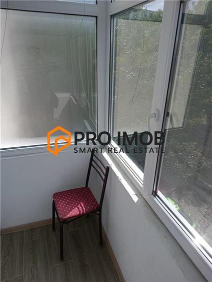 Apartament 2 camere cf 2 semidecomandat zona Obor