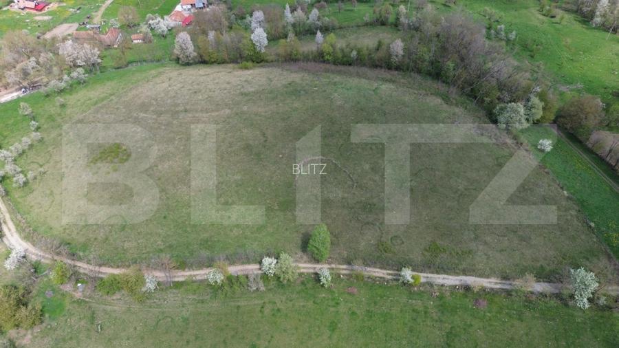 Teren 16.871 mp cu utilități la intrare și panoramă superbă - 2