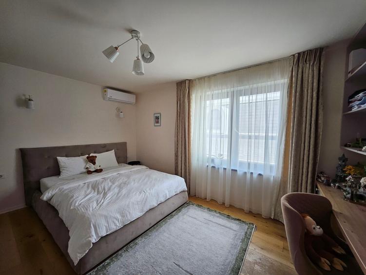 APARTAMENT 4 CAMERE ZONA IANCU NICOLAE!