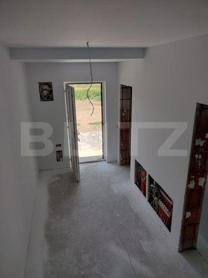 Duplex spectaculos 4 camere in Mosnita veche