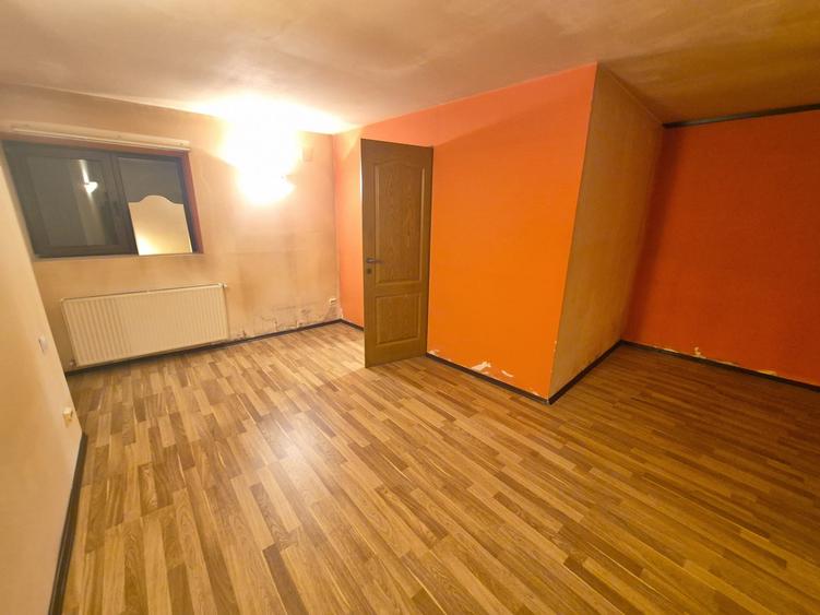 Vanzare apartament 2 camere in casa Centrul Istoric la 2 min de Piata Sfatului