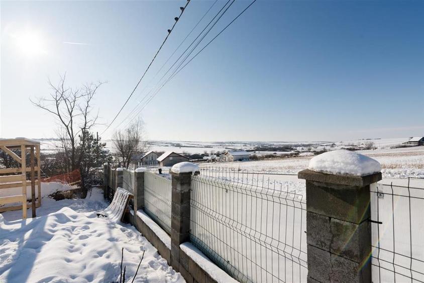 RECO . Casa in Cetariu cu teren generos 1600mp