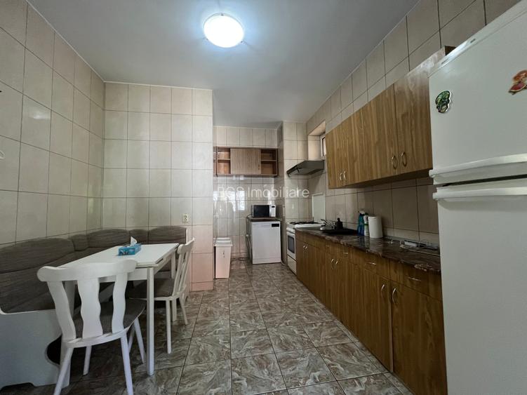 Spatiu birou - 4 camere - inchiriere - Mitropolie-P-ta Unirii - 6