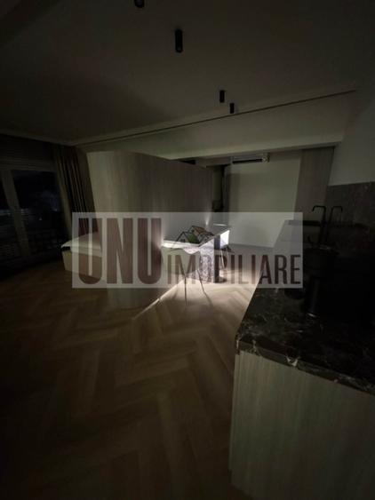 Piata Unirii-Etaj intermediar-Renovat complet