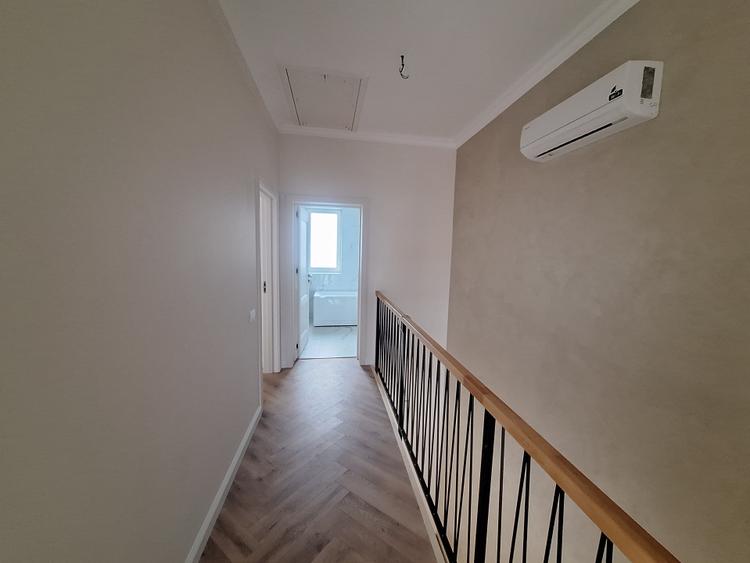 Duplex spatios cu 4 camere in Dumbravita -semineu- la 3 minute de Primarie