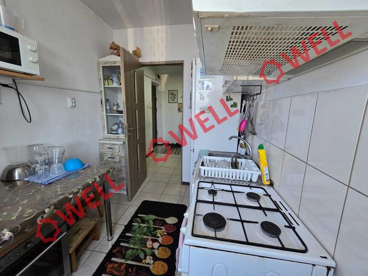 De vânzare apartament cu trei camere în Întorsura Buzăului, pe strada Mihai Vite