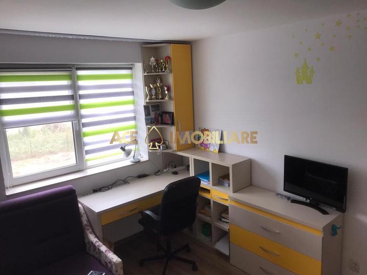4 Camere de inchiriat | Salajan | Metrou | Parcare | Centrala |