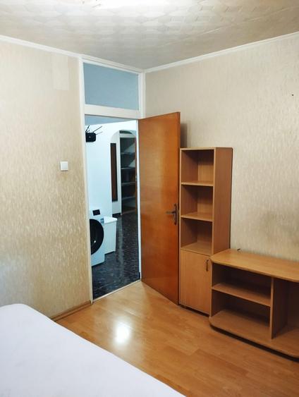 3 camere Brancoveanu - Secuilor - 2 gr. sanit., bloc 1986,loc parcare!
