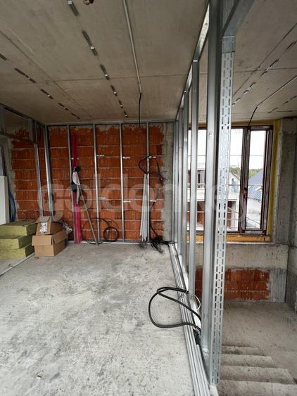 Vila moderna cu 6 camere | langa padure | in curs de finisare