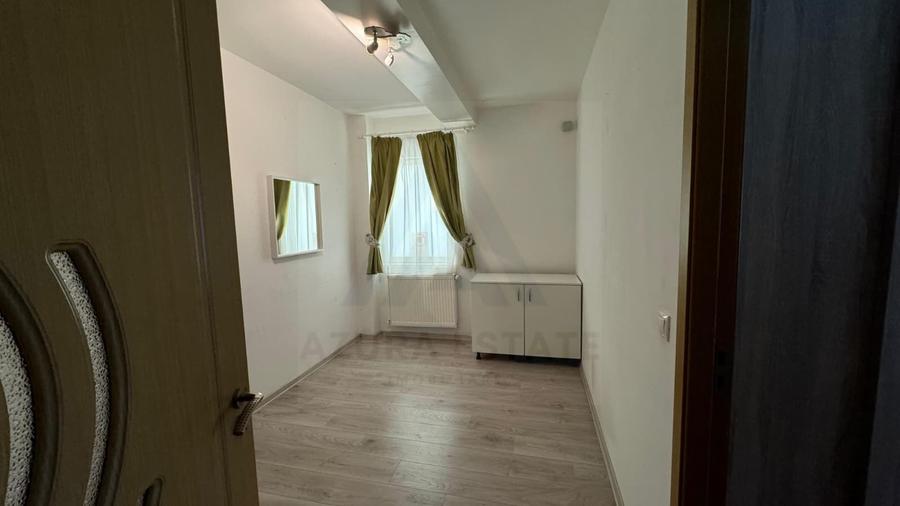 Apartament 3 camere cu două parcări și două balcoane  Șelimbăr