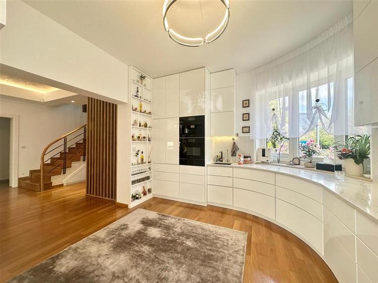 Vanzare SMART HOME Villa D+P+1+M   Primaverii