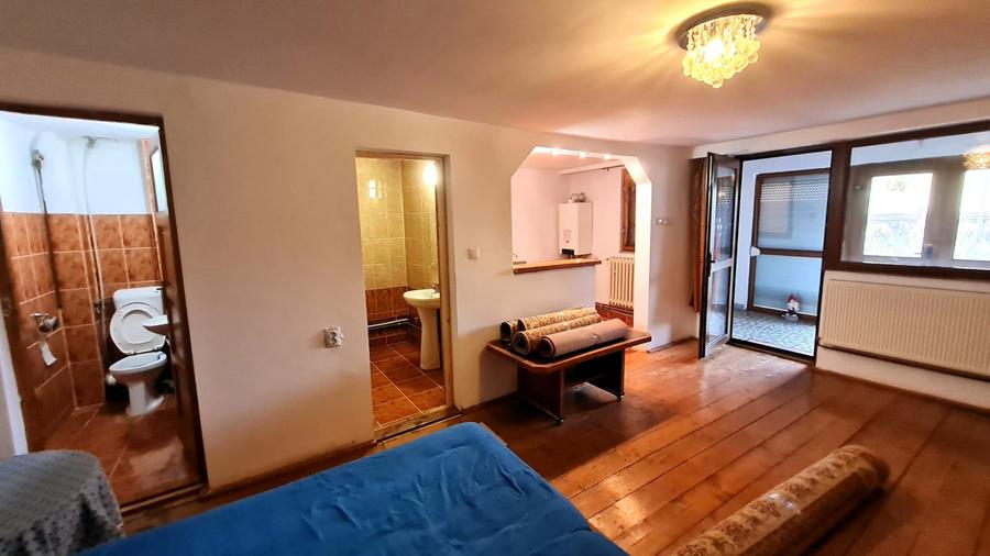 Casa 4 camere zona Trei Stejari