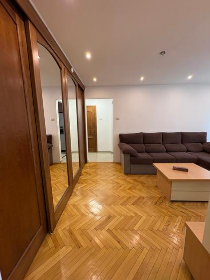 Stefan cel Mare, ap.2 camere, 57mp, et.5, mobilat, 95.000Euro