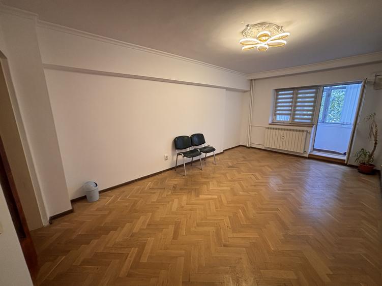 2 Camere - Bd. Unirii - Alba Iulia - Birou sau Locuinta