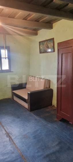 Casa 2 corpuri si anexe, 69 mp, zona Tritenii de Sus - 11