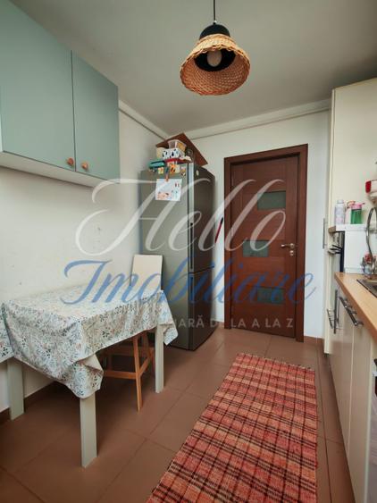 Apartament de vanzare 4 cam 98mp+ 2 balcoane 12.35mp Baciu zona Restaurant Regal
