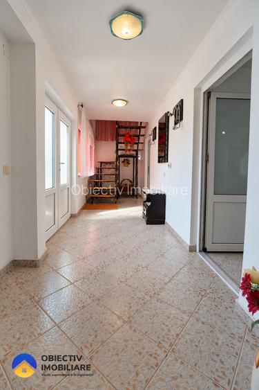 Casa P+E 257 mp, teren 538 mp, Roznov - 15