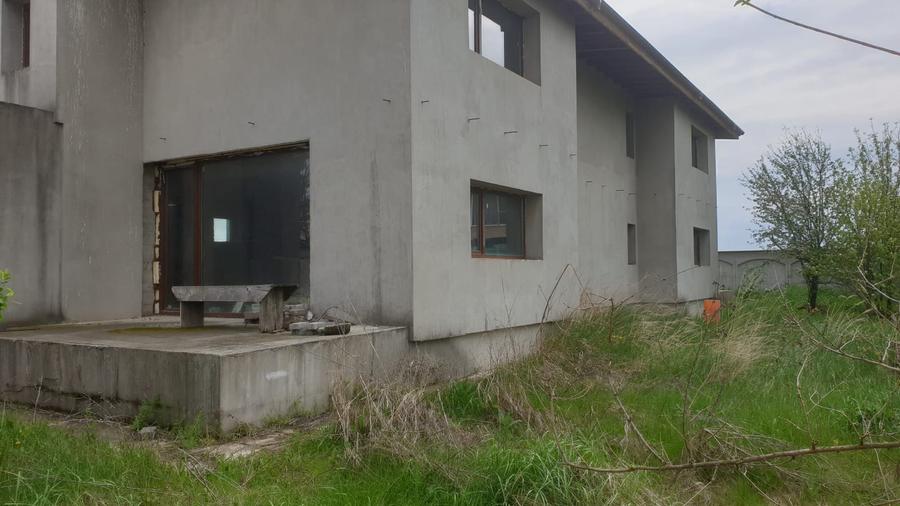 Vila dublă Otopeni - Lidl 23 August,