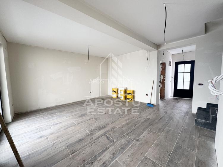 Case insiruite cu 3 camere, bucatarie inchisa, toate utilitatile. - 11