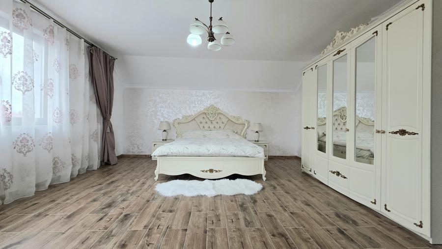 Vilă P+1 spațioasă – Năvodari, zona centrală