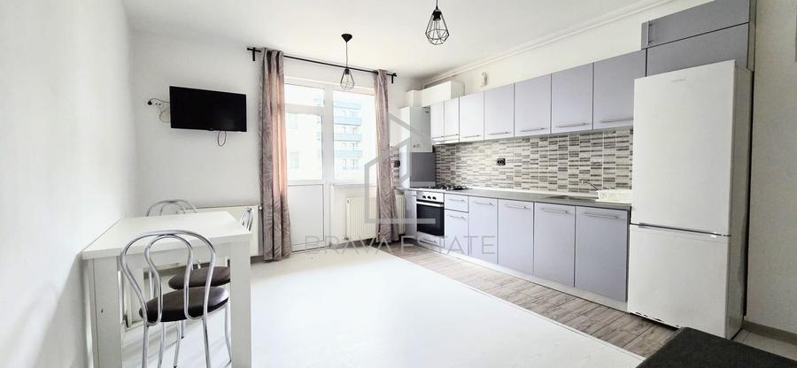 Apartament 3 camere, 56mp, balcon, parcare, strada Cetatii